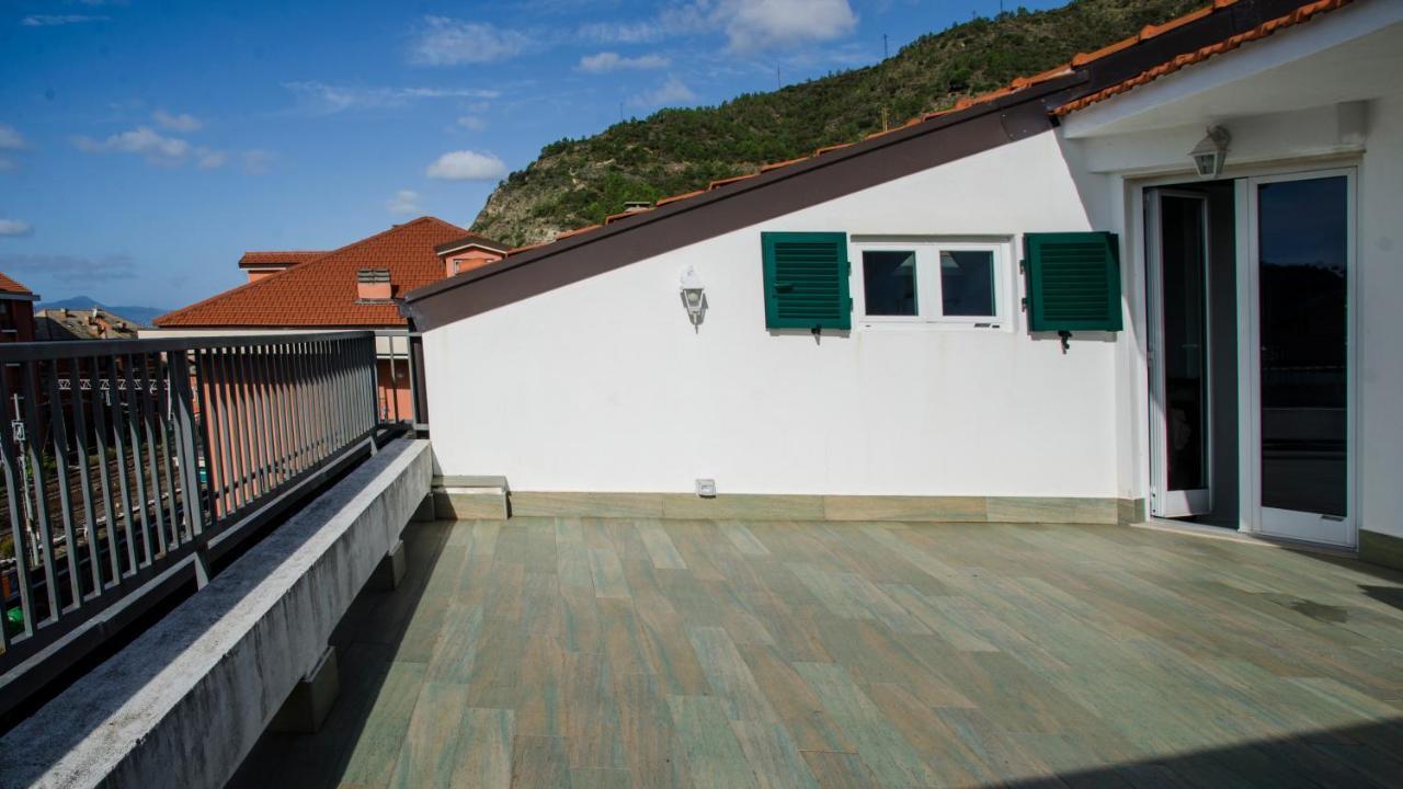 Апартаменти 009 - Attico Sant'Anna Vista Mare 150M Dalla Spiaggia Con Terrazza Privata Сестрі-Леванте Екстер'єр фото